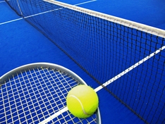 Hallentennis mit Netz, Schläger, Ball_1